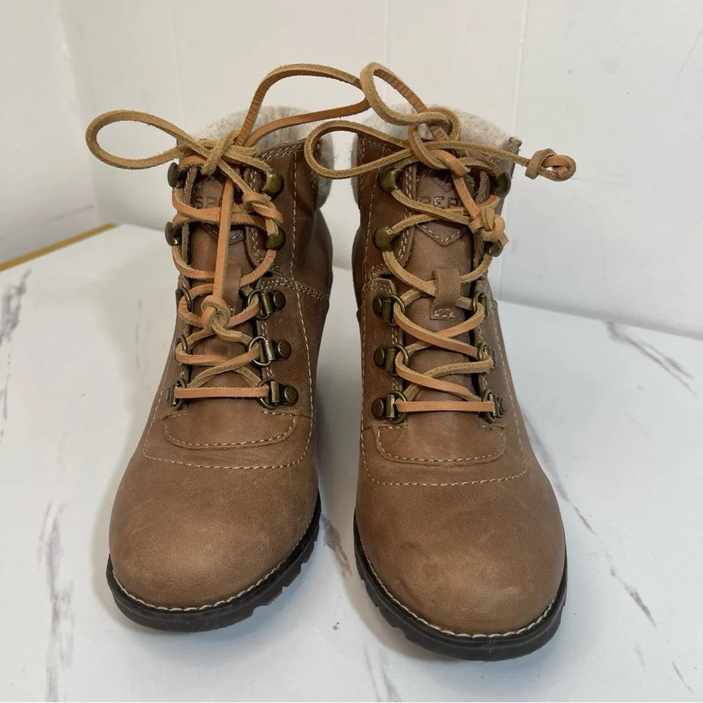 Sperry Women's Wedged Leather Ankle Boots Lace Up Comfort Sz 8M Celeste Bliss